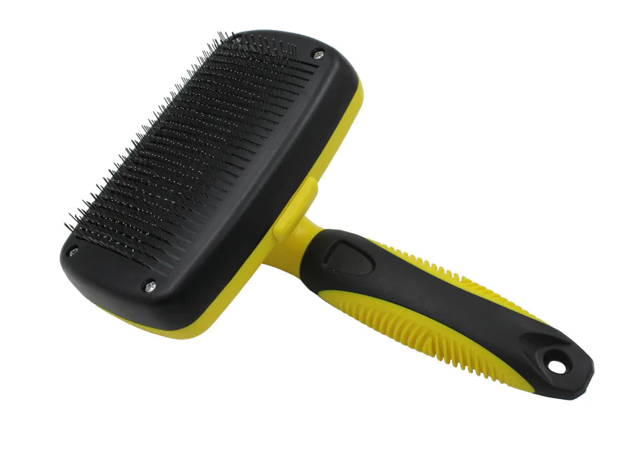 Automatic De-shedding Brush